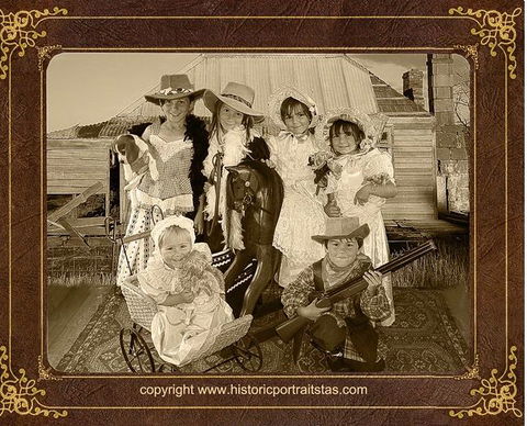 Olde Time Portraits - Tourism Cairns 0