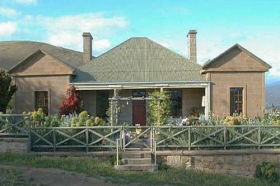 Prospect Villa And Garden - Tourism Cairns 0