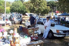 Don Village Market - Tourism Cairns 0