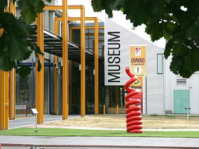 Queen Victoria Museum And Art Gallery - Tourism Cairns 0