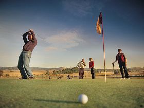 Ratho Farm & Golf - Tourism Cairns 0