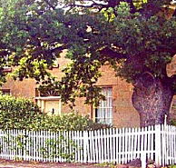 Oak Lodge - Tourism Cairns