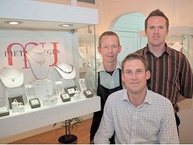 Metal Urges Fine Jewellery - Tourism Cairns 0
