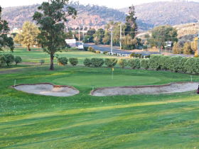 New Town Bay Golf Club - Tourism Cairns 0