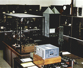 UQ Physics Museum - Tourism Cairns