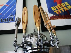 Burleigh Brewing Company - Tourism Cairns 0