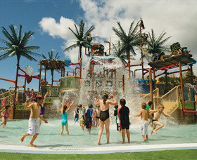 Wet 'n' Wild Water World - Tourism Cairns 0