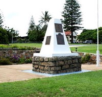Dunwich War Memorial - Tourism Cairns