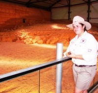 Dinosaurs and Opals Four Wheel Drive Track - Tourism Cairns