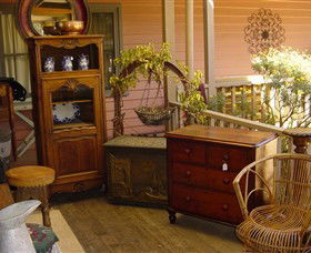 Watson's Creek Antiques & Cafe - Tourism Cairns 0