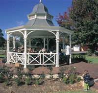 Muir House Art Gallery - Tourism Cairns