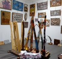 Laddie Timbery Aboriginal Art and Crafts - Tourism Cairns