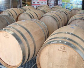 Diamond Creek Estate Cellar Door - Tourism Cairns 1