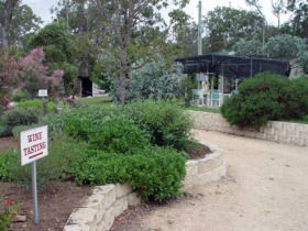Holland Wines - Tourism Cairns 1