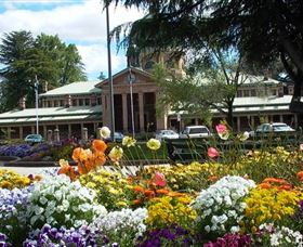 Bathurst Court House - Tourism Cairns 0