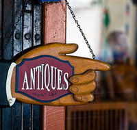 Bowning Antique Centre - Tourism Cairns