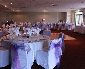 Phillip Island RSL - Tourism Cairns 6