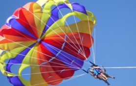 Port Stephens Parasailing - Tourism Cairns 0