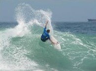 ISurf Newcastle Surf School - Tourism Cairns 1