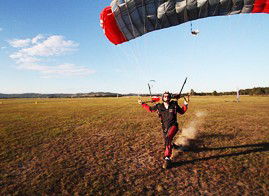 Skydive Maitland - Tourism Cairns 2
