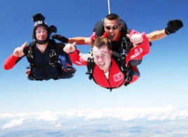 Skydive Maitland - Tourism Cairns 4