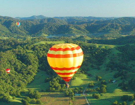 Byron Bay Ballooning - Tourism Cairns 0