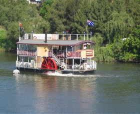 Hawkesbury Paddlewheeler - Tourism Cairns 0