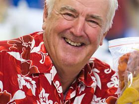 Riverland Farmers Market - Tourism Cairns 3