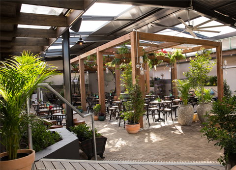 Windsor RSL - Tourism Cairns 4