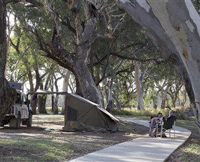 Wallam Creek, Bollon - Tourism Cairns 0