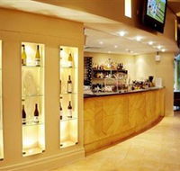 Finz Restaurant and Bar - Tourism Cairns