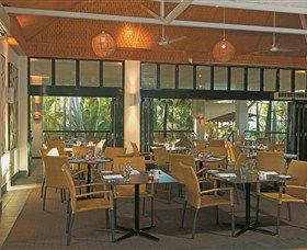 Treetops Restaurant - Tourism Cairns 0