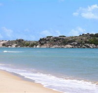 Dhamitjinya East Woody Island and Galaru East Woody Beach - Tourism Cairns