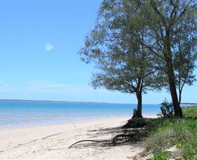 Dhamitjinya (East Woody Island) And Galaru (East Woody Beach) - Tourism Cairns 2