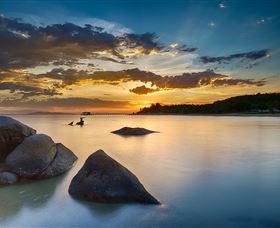 Picnic Bay - Tourism Cairns 1