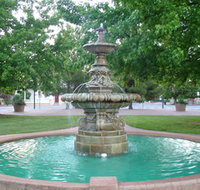 Royal Doulton Hankinson Memorial Fountain - Tourism Cairns