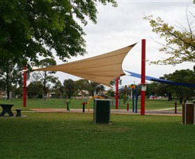 Elston Park Water Park - Tourism Cairns 0