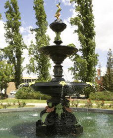 Victory Memorial Gardens - Tourism Cairns 1