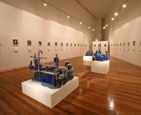 Wagga Wagga Art Gallery - Tourism Cairns 0