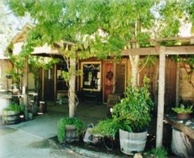 Wagga Wagga Winery - Tourism Cairns 0