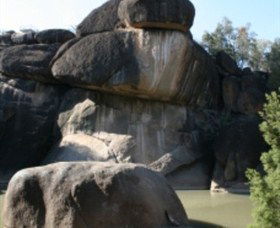 Cranky Rock Nature Reserve - Tourism Cairns 0