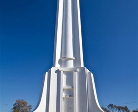 Monument Hill - Tourism Cairns 2