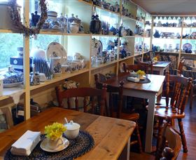 Rick Rutherfords Country Gallery - Tourism Cairns 3