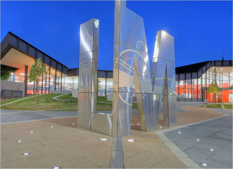 Albury Library Museum - Tourism Cairns 5