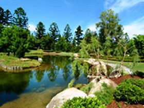 Queens Park In Ipswich - Tourism Cairns 0
