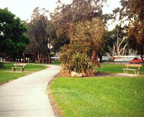 Tuggerah Lakes Cycleway - Tourism Cairns 1