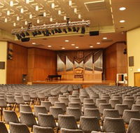 Wollongong Town Hall - Tourism Cairns