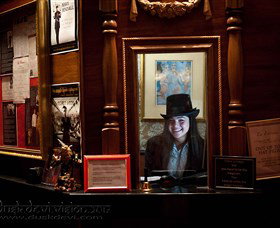 The Magicians Cabaret - Tourism Cairns 0