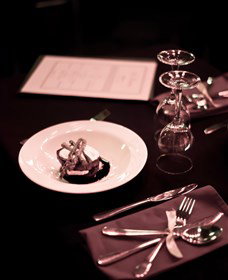 The Magicians Cabaret - Tourism Cairns 2