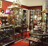 Nerilee Antiques - Tourism Cairns